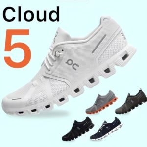 メンズ Cloud5 エアソールランニングシューズ 通気性抜群のメッシュ素材 軽量 スポーツ用ジェルインソール 滑りにくい トレーニング用 レディース ウォーキングシューズ