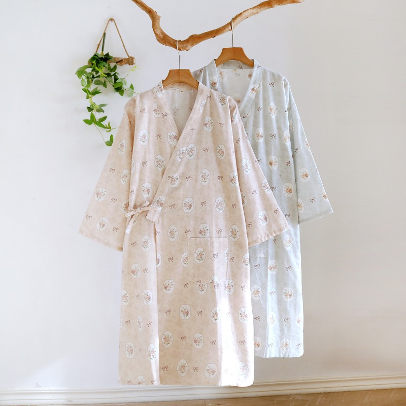 2026 日本の新しい女性の春/夏の睡眠ローブ綿 100% ガーゼバスローブ薄い花ホーム服ローブ