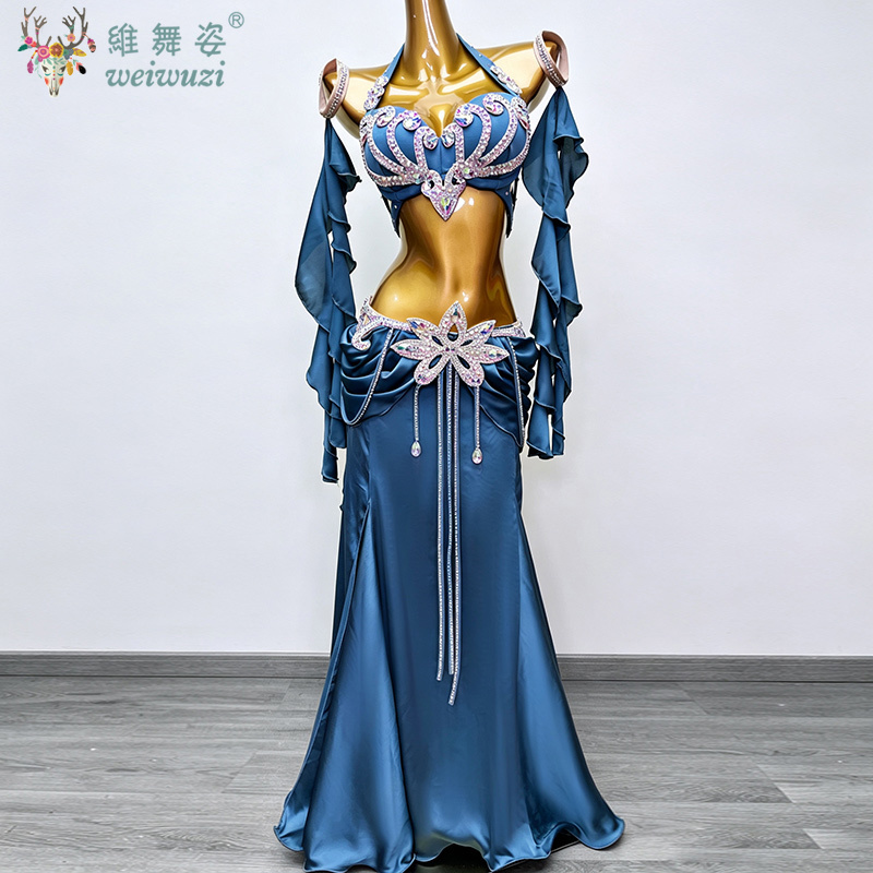 ベリーダンスパフォーマンススーツ女性シニアABストーンズブラジャーサテンスプリットロングスカート女性用オリエンタルダンス競技衣装
