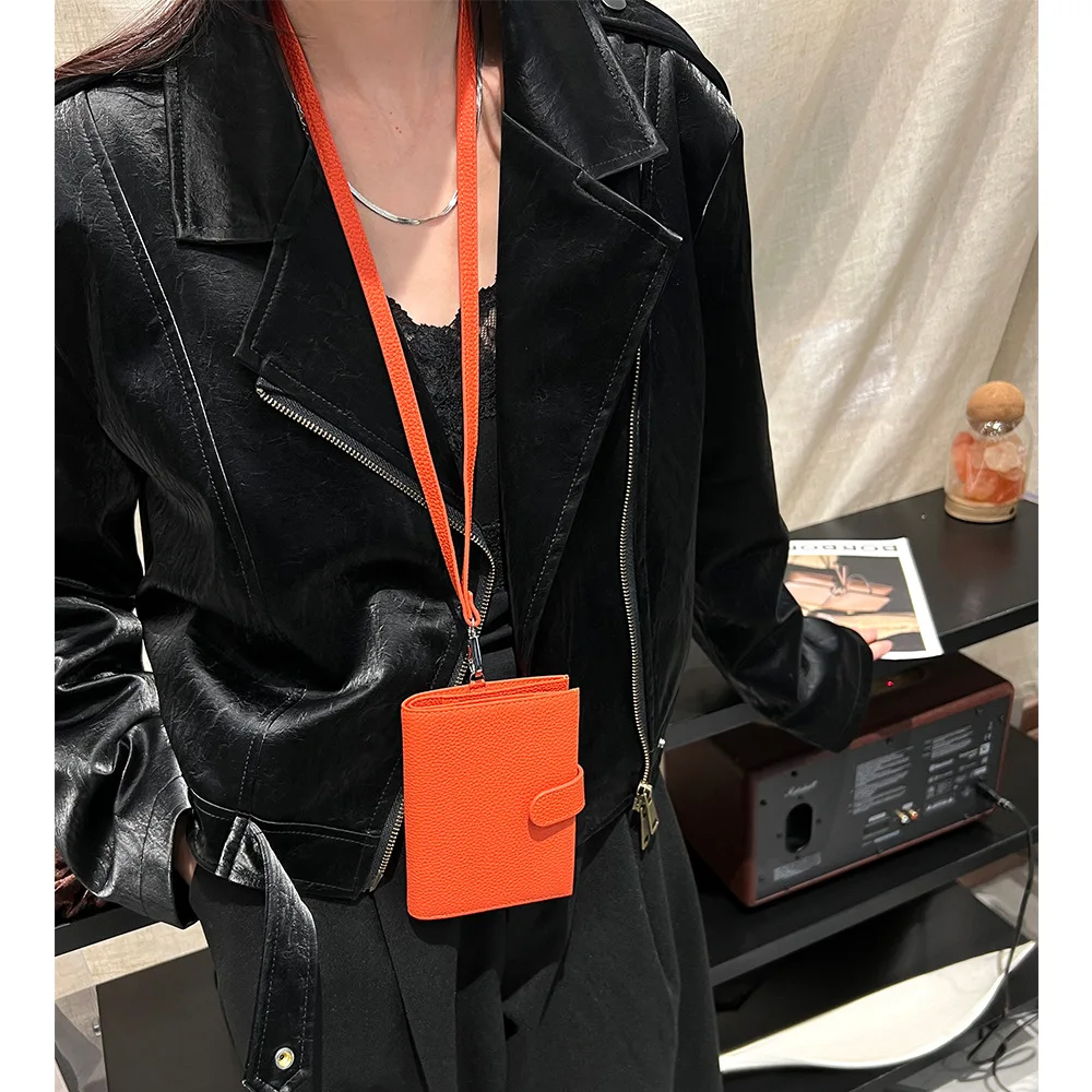 プレミアムレザーパスポートホルダーカバーハンギングネックトラベルウォレットパスポートクリップトラベルオーガナイザーペンホルダー付きレディースメンズ