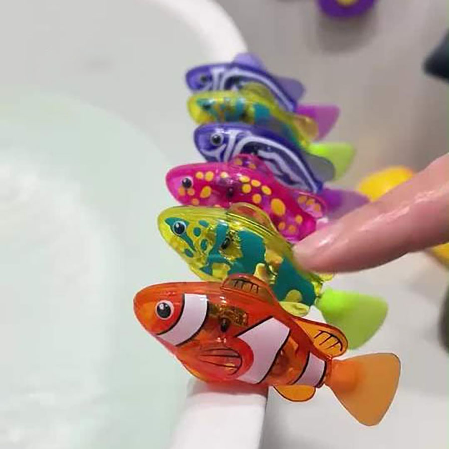 感光性の泳ぐカクレクマノミ、リアルな電気ペットロボット魚、水族館の装飾、猫からかいロボット魚、海魚