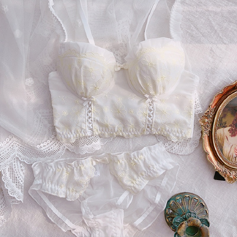 Japanese solid-color thin cups gather sweet flowers lingerie  embroidered flashing bow knots lightly cooked sexy bra and panties