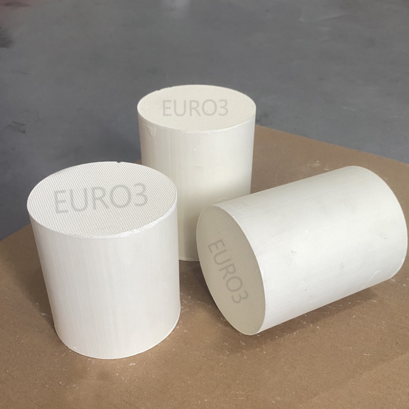 排気エンジンシステム EURO3 エミッソン除去車排気用高効率セラミック基板触媒コンバーター