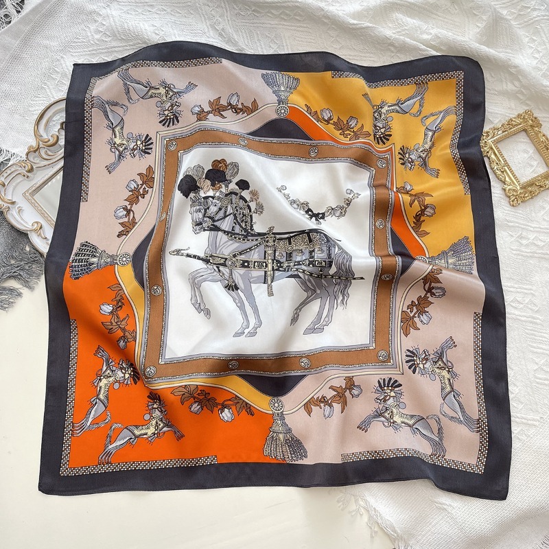 Vintage Equestrian Horse Print Satin Square Scarf Luxury Designer Neck Scarf Multi Use Hair Band Bag Handle Decor Ladies Gift