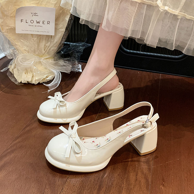 女性のパテントレザースリングバックパンプスラウンドトゥチャンキーヒールボウフロントシューズ快適な滑り止めブロックヒールサンダル