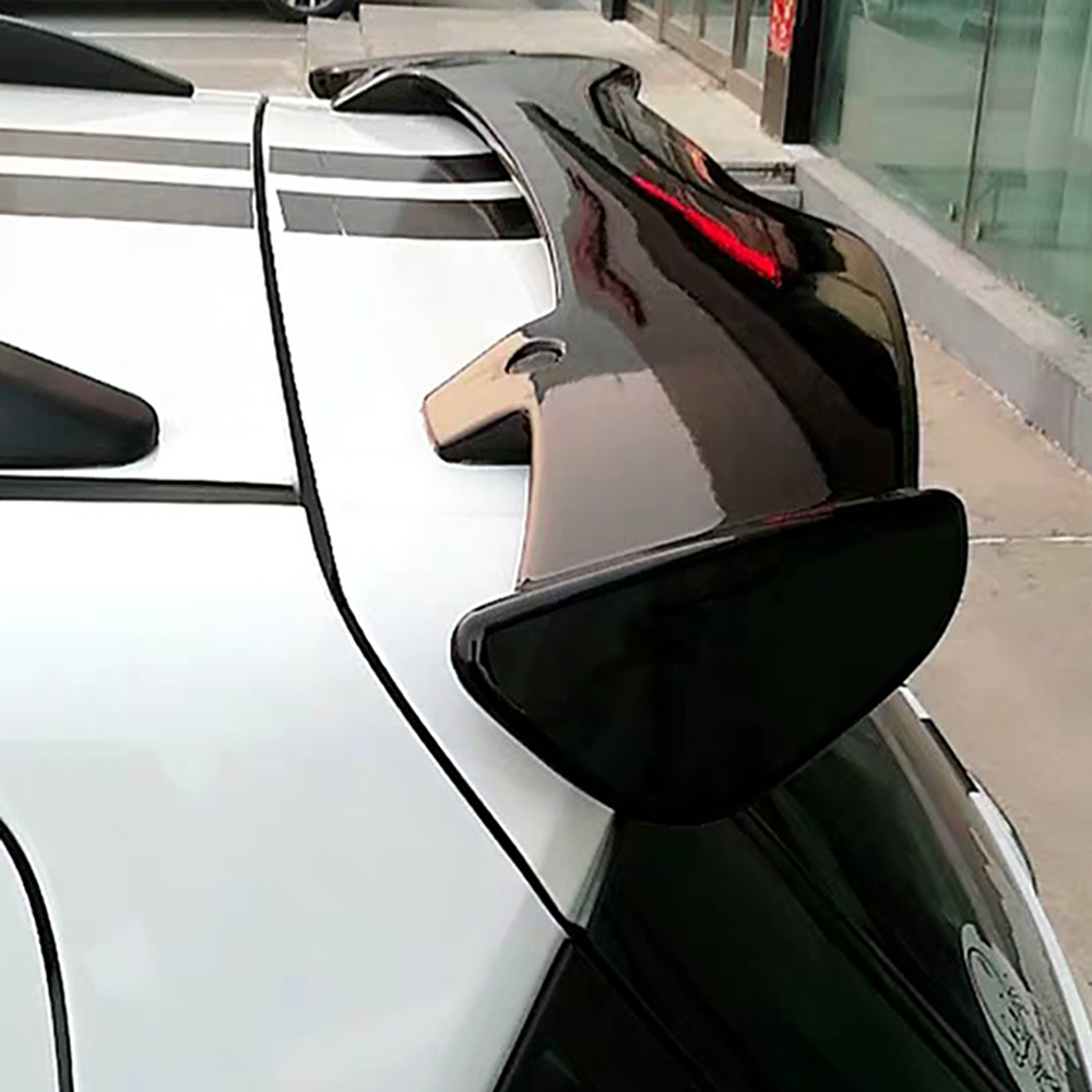 ユニバーサル車の尾翼牽引ドア車の修正カーボンファイバートップウイングトランク水平スポイラープレート装飾固定翼