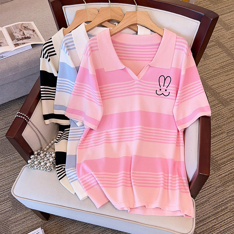 プラスサイズの女性のバスト 160 夏ルースアイスシルクニットストライプトップ半袖ラペル Tシャツ 5XL 6XL 7XL 8XL 9XL 10XL 170 キロ