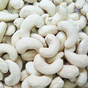 Raw Cashews W320/W210/W240/W450/LP/WS/LBW/SW320/SWB Grade 1 Dried Nuts from South Africa Shelf Life: 24 months