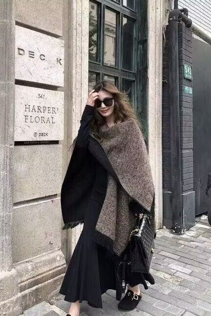 秋のウールケープコート女性のファッションブラウンシックなスタイルルーズフィットエレガントなショールポンチョアウター新到着