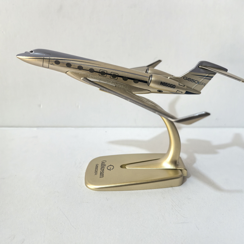 ジェイソンチュチュビジネスジェットガルフストリーム G650 航空機ダイキャスト 1/200 スケール飛行機飛行機モデル飛行機モデルギフト