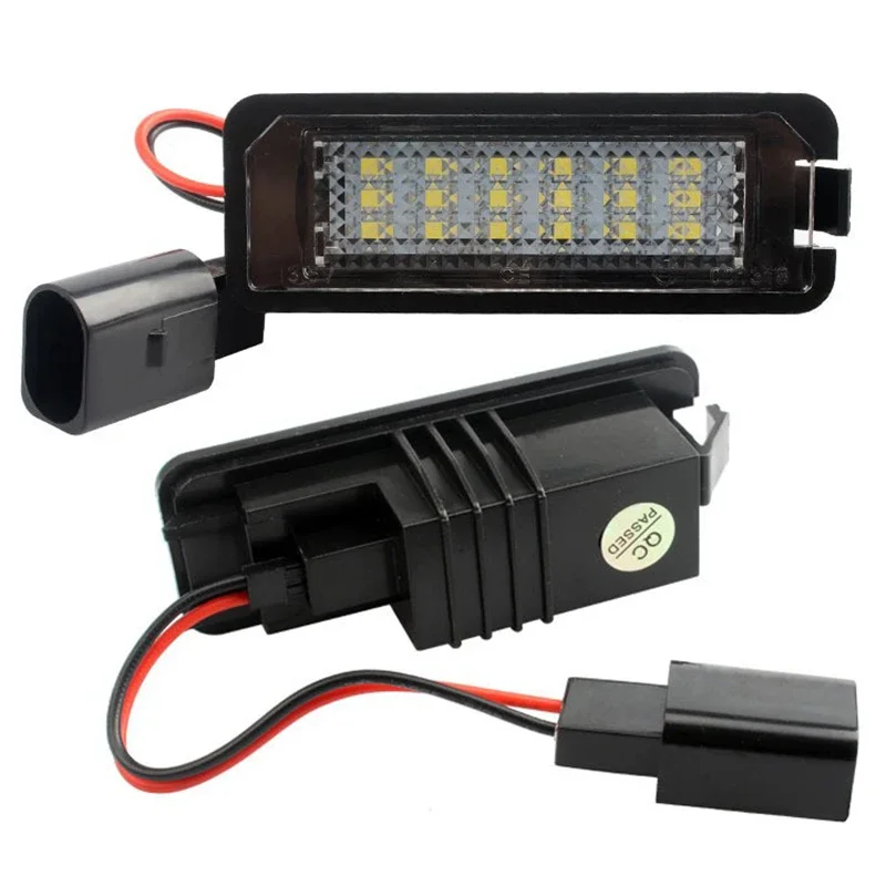 12V 車のナンバープレートライト LED ランプ自動車の付属品シュコダセアトレオン 2 3 イビサ VW ゴルフ 4 5 6 MK4 MK5 MK6 パサート CC ポロ