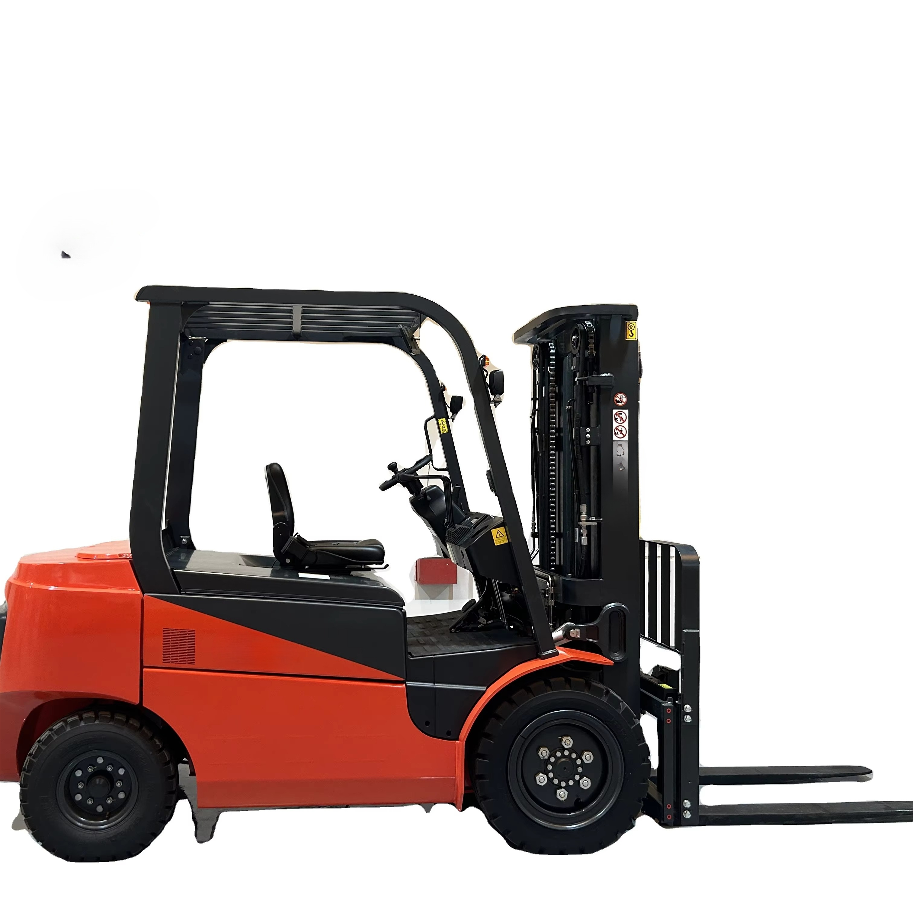 屋内資材輸送用高効率1.8T電動フォークリフト