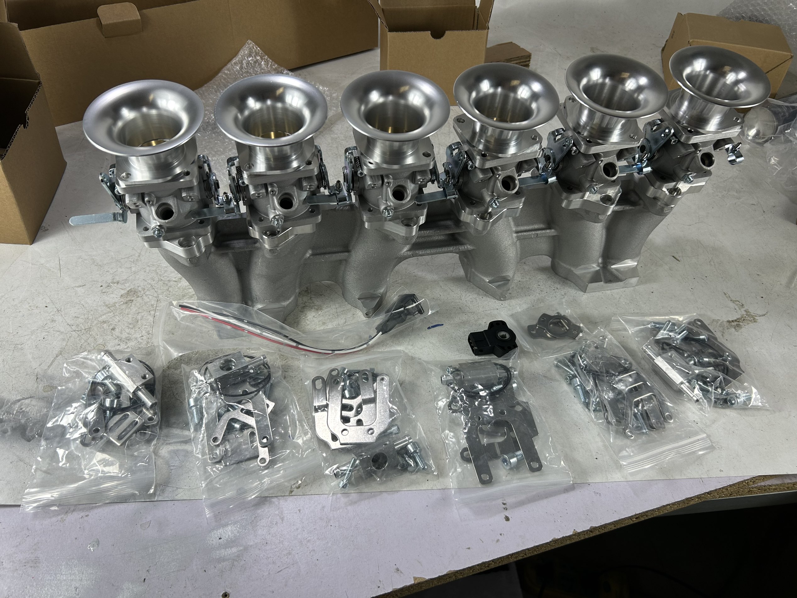 SherryBerg 40 ミリメートルボア燃料噴射ダットサン 240Z 260Z 280Z S30 日産フェアレディ Z L24 L26 L28 個別スロットルボディキット ITB