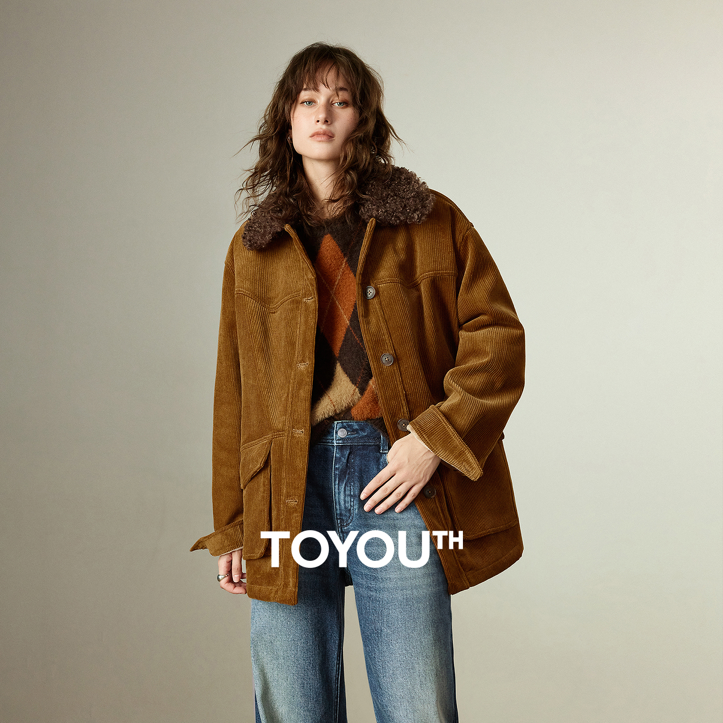 TOYOUTH 女性コート 2025 冬の新ムートン襟フリース裏地暖かい特大遊牧民スタイルワークウェア綿コート