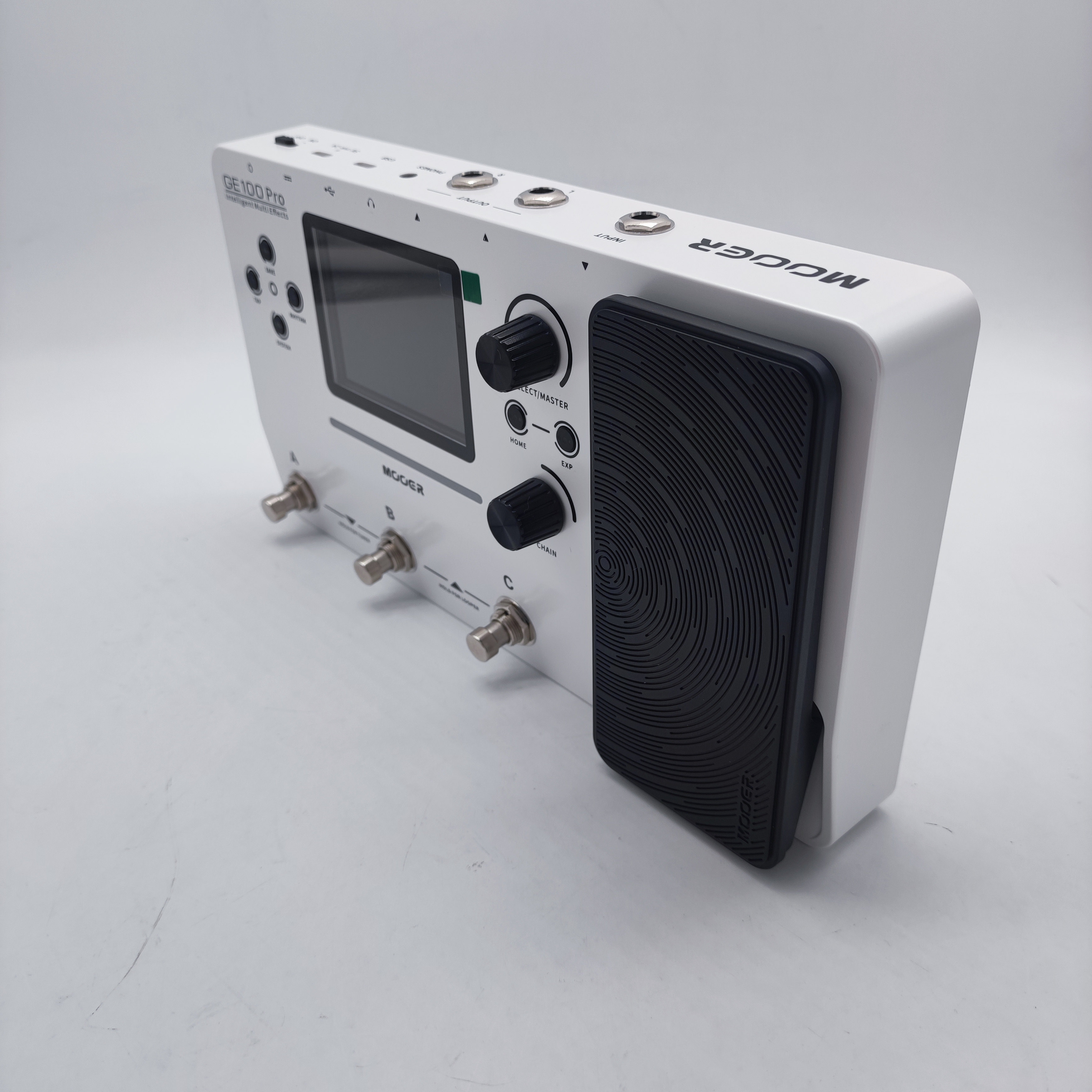 Mooer GE100 Pro / GE100 Pro Li インテリジェント マルチ エフェクト 50 トーン バンクとパフォーマンス用にバンクごとに 3 つのプリセットを搭載