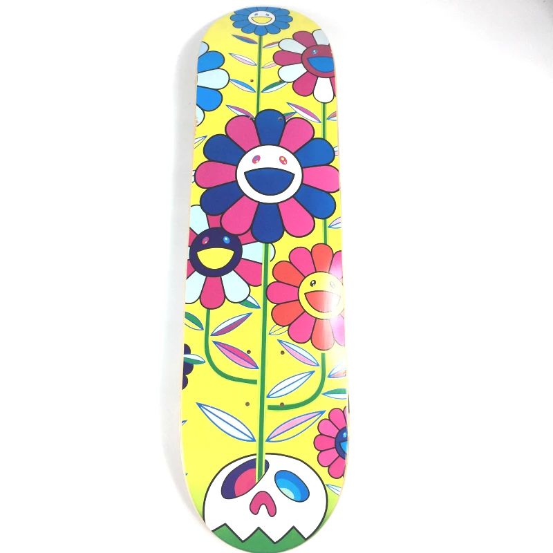 タカシ スケートボード ウォール アート このユニークな TM/KK Flower Thrower スケートボード キャンバス アートで壁を飾りましょう。退屈なものを変える