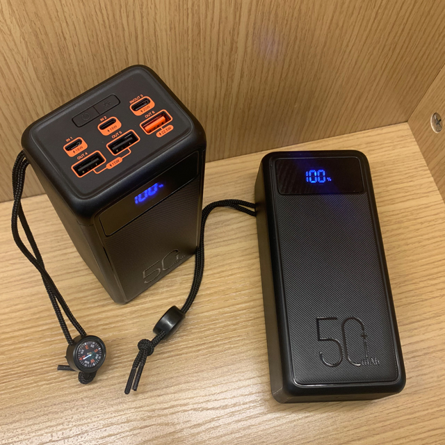 50000mAh 大容量パワーバンク、最大 22.5W PD 3.0 高速充電ポータブル USB C バッテリーパック、4 つの出力付き&3つの入力&液晶D
