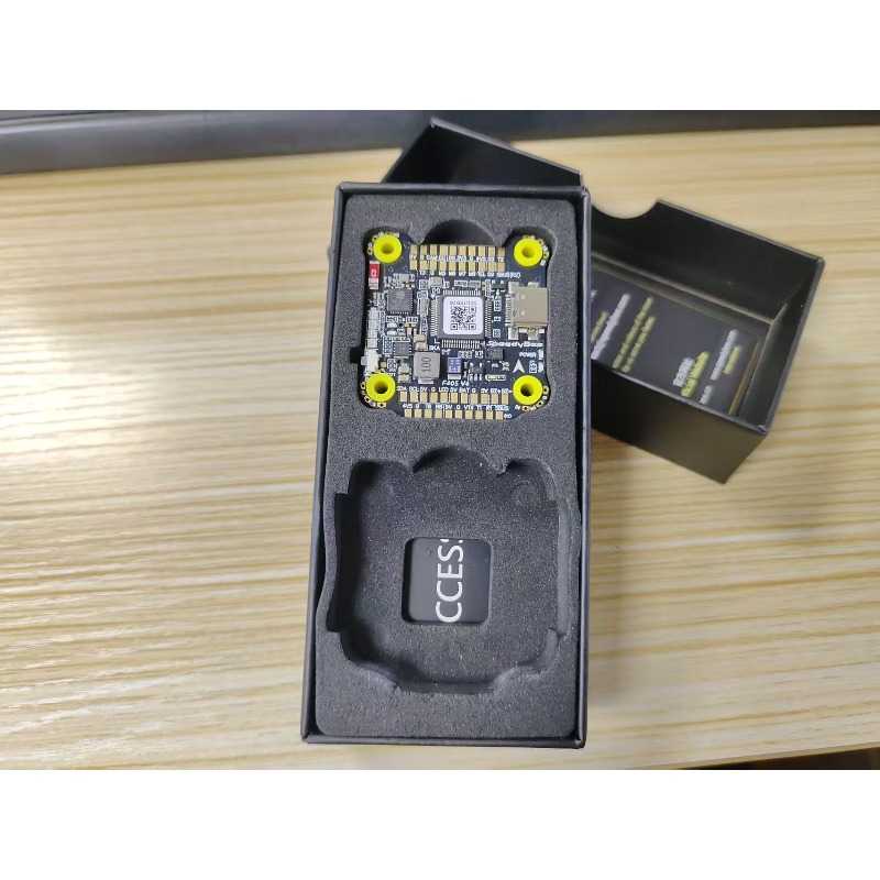 SpeedyBee F405 V4 55A スタック 30x30mm フライングタワー 4-in-1 電子スピードコントローラー F405 V4 バージョンフライトコントロール