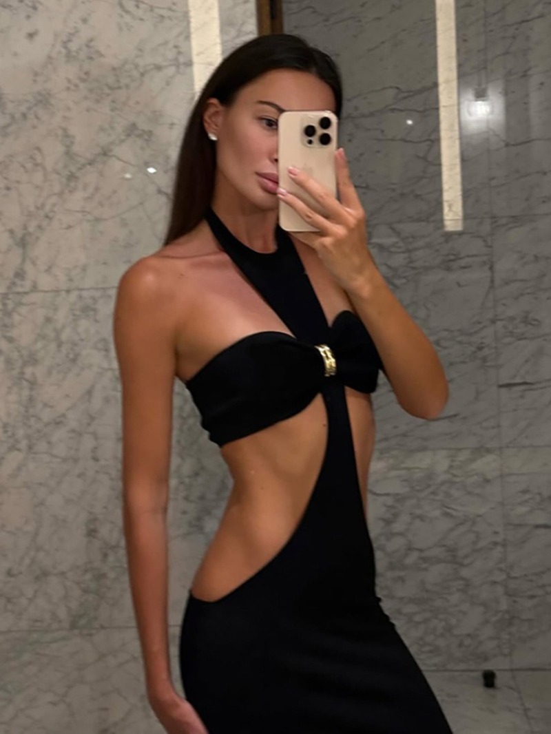 セクシーなホルターネック中空アウトイブニングドレス女性のための 2026 ファッションレースアップノースリーブバックレスブラックロングドレスパーティークラブウェア