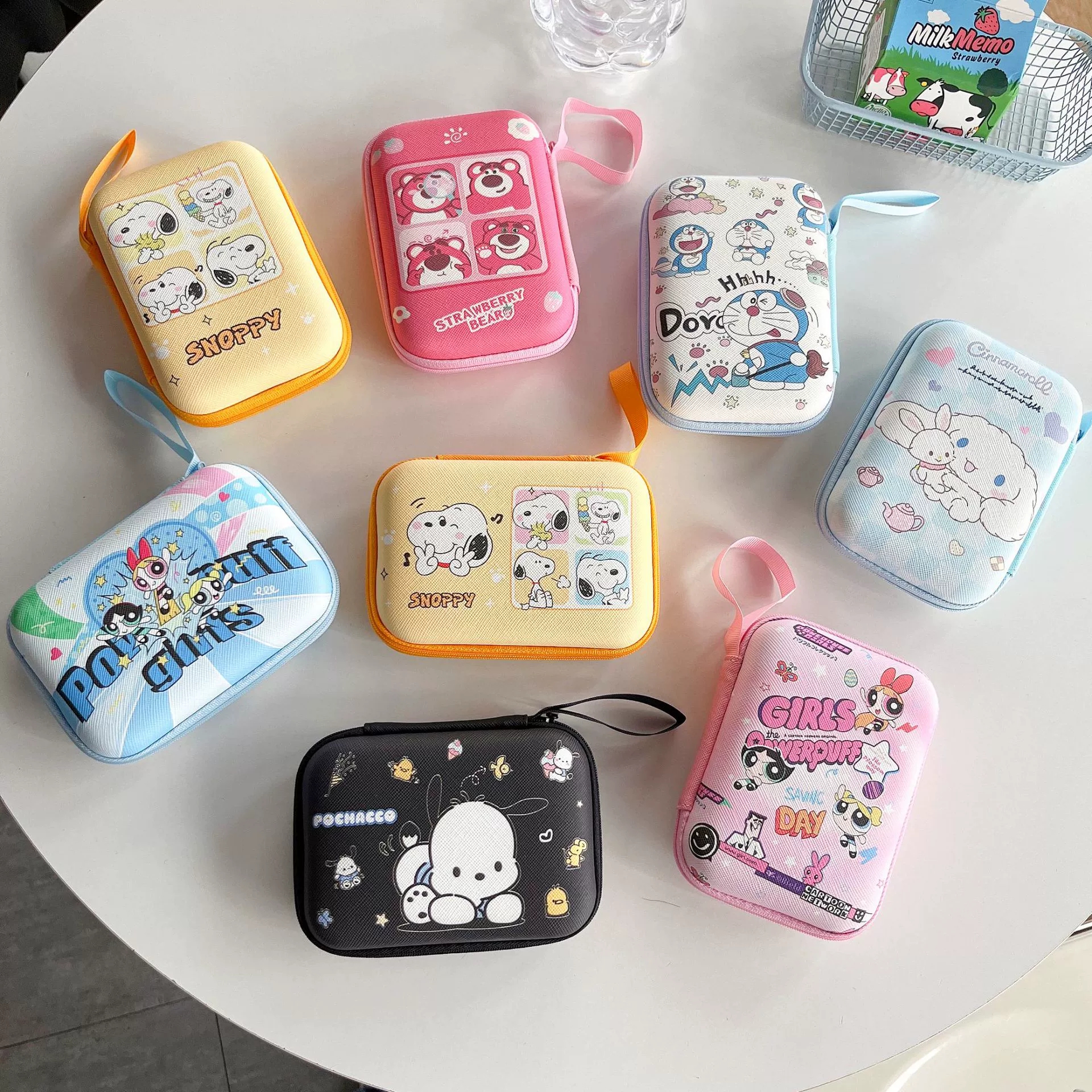 9.5 × 13.5 センチメートルポチャッコイヤホンバッグ Airpods USB ケーブルジッパーケース収納ボックス EVA ハードヘッドフォン保護オーガナイザー