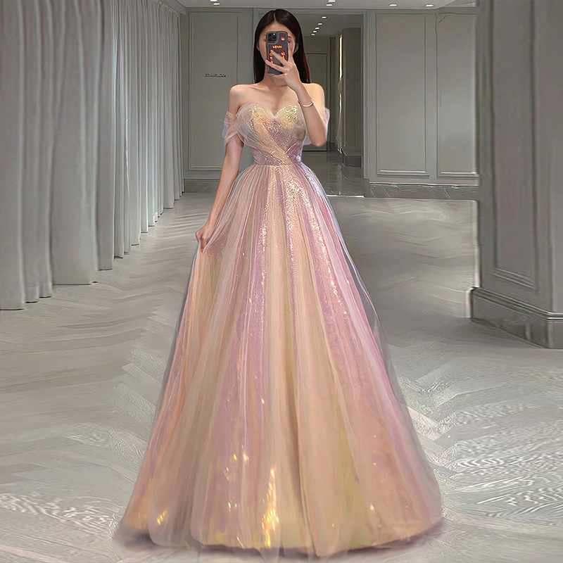 ピンクのスパーキングイブニングドレス女性のための A ライン Vestidos de noche mujer オフショルダーウエディングパーティーガウンドレス女性のための