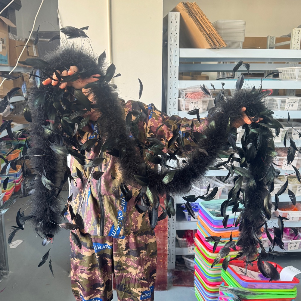 2 メートル白黒七面鳥の羽ボアオンドリの羽トリムカーニバルパーティー衣類アクセサリーファッションショートップを飾る