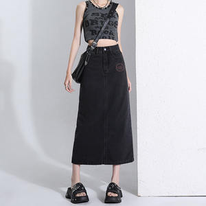オリジナルロゴ入り ブラック ウォッシュ加工 ハイウエスト ストレートシルエット デニムロングスカート スリムフィット カジュアル レトロ レディーススカート