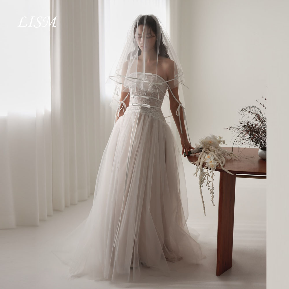 LISM オフショルダー A ライン シンプル 韓国 ウェディング ドレス チュール シルク エレガント ロング 花嫁衣装 写真撮影 カスタマイズ コルセット 웨딩드레스