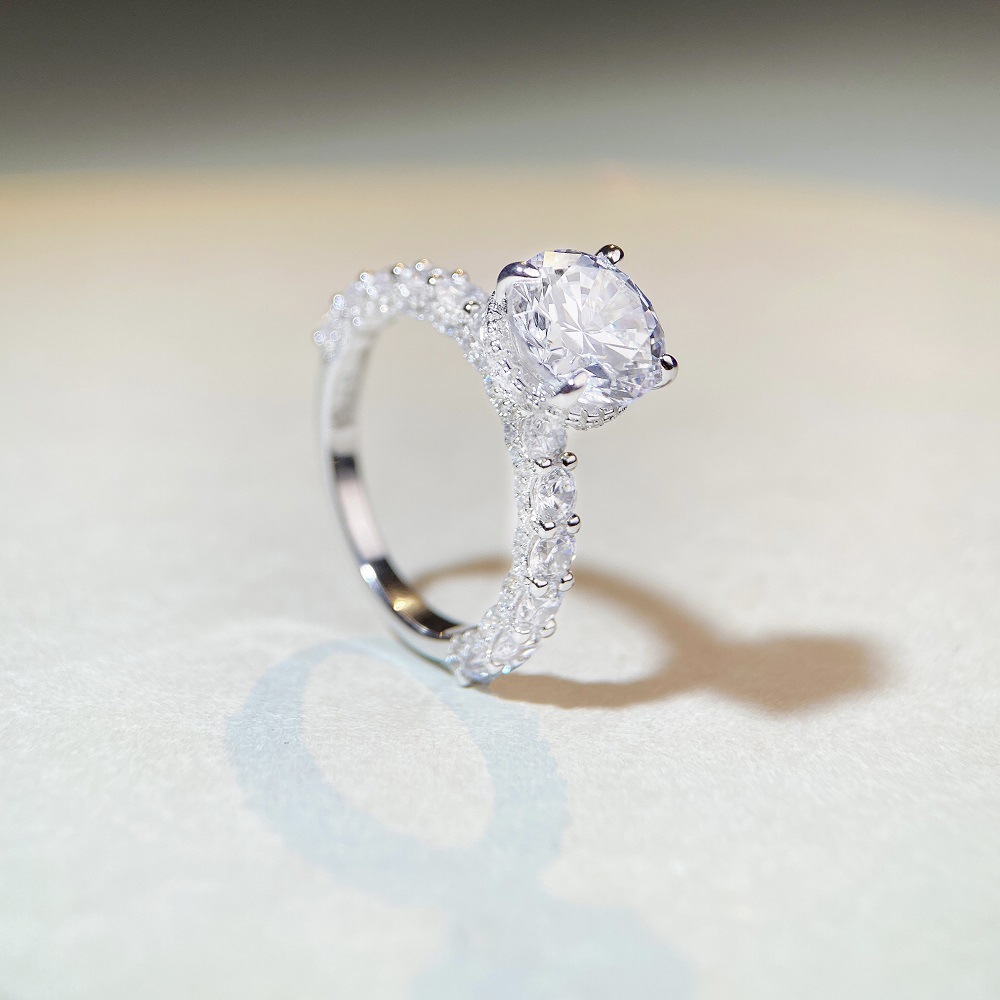 18K ホワイトゴールドとプラチナ PT950 モアサナイト ダイヤモンド リング 女性用 スターリング シルバー 3 カラット 4 爪 ダイヤモンド リング 結婚式用
