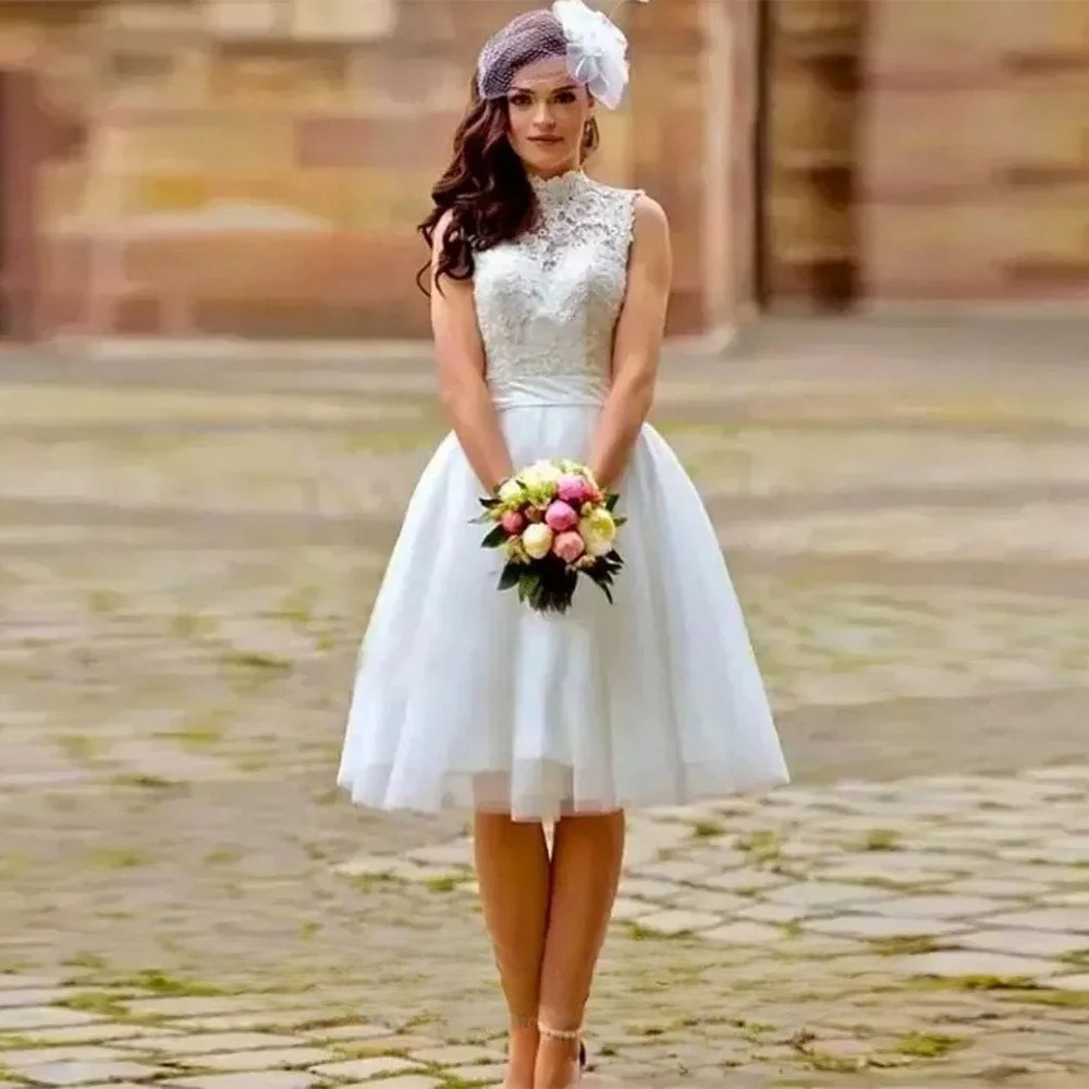Vintage Short Wedding Dress Customized High Neck Sleeveless Lace Tulle A Line Bridal Gown for Woman Bride Open Back