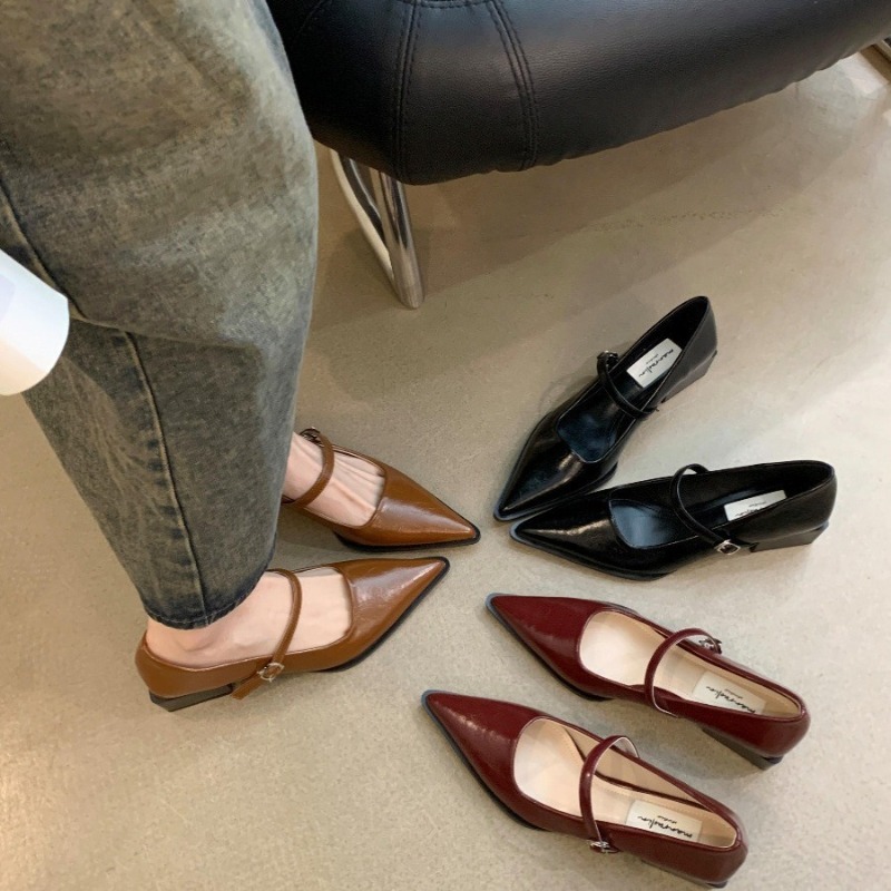 レトロスタイル厚いヒール春と秋の女性メリージェーンの靴ファッション浅いポインテッドトゥレディースコンフォートオフィスパンプス靴