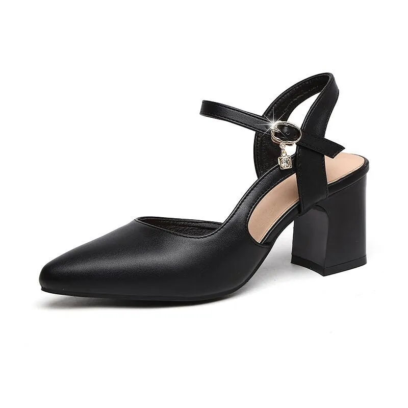 Zapatos De Mujer 女性クールベージュ高品質パテントレザーバックルストラップハイヒールの靴オフィスレディかわいい黒パンプス B69