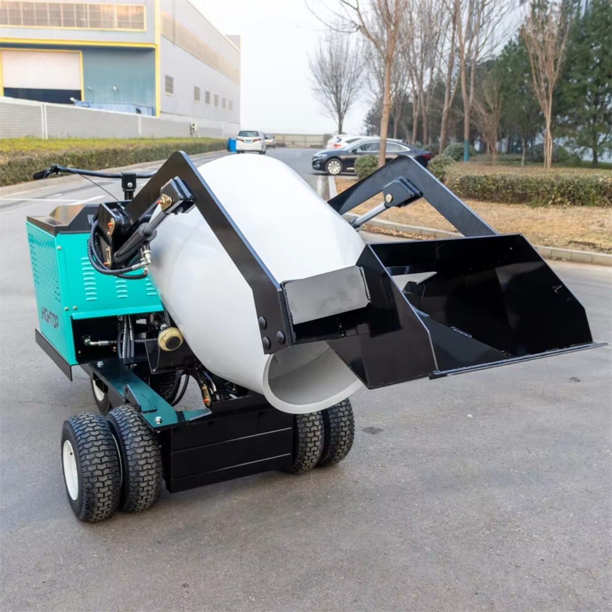 自走式油圧ミニ混合タンクコンクリートミキサーポンプモーターエンジン3M/H生産性短い回転半径ホット