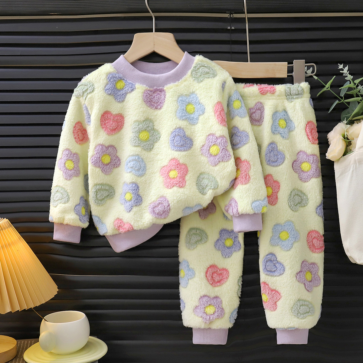 卸売新しい秋冬 2 個フリース冬厚く暖かい男の子女の子ベビーキッズ子供のホームウェアパジャマセット