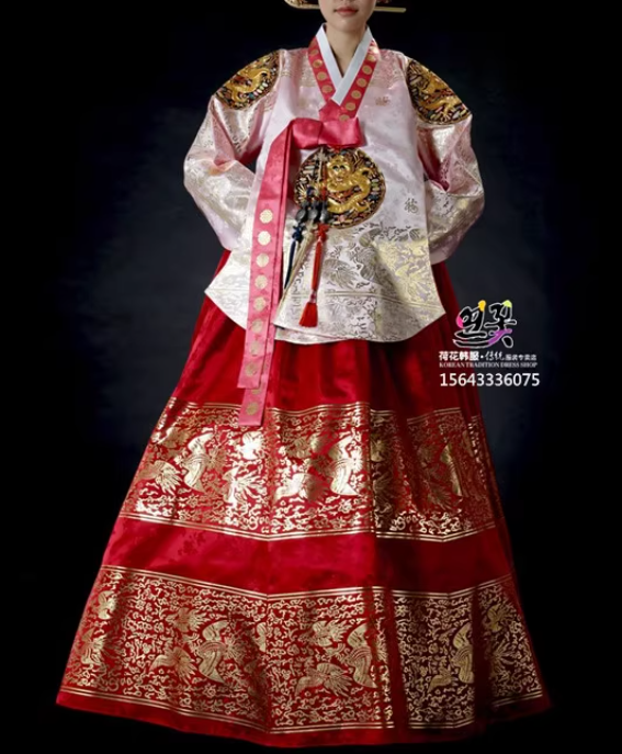韓国の古代宮廷韓服の女性のドレスの伝統ブロンズクイーン