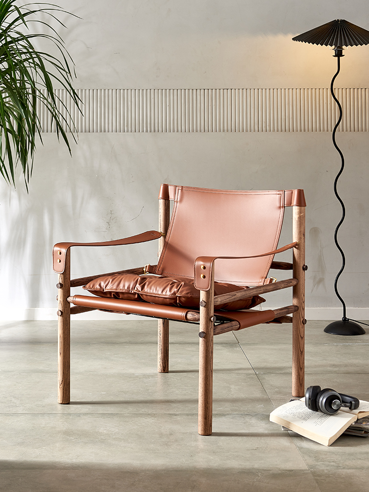 ADDE MID CENTURY SAFARI CHAIR、アートソリッドウッドラウンジチェア、シングルデザイナーヴィンテージソファチェア。家庭用家具