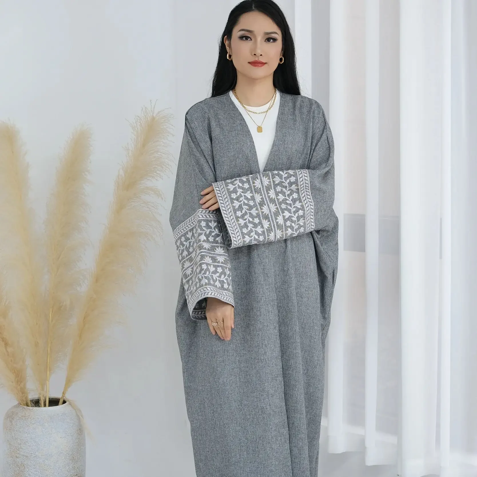 ラマダンイードオープンアバヤドバイカフタンイスラム教徒カーディガン Abayas ドレス女性 2025 カジュアル着物ローブファムカフタンイスラム服