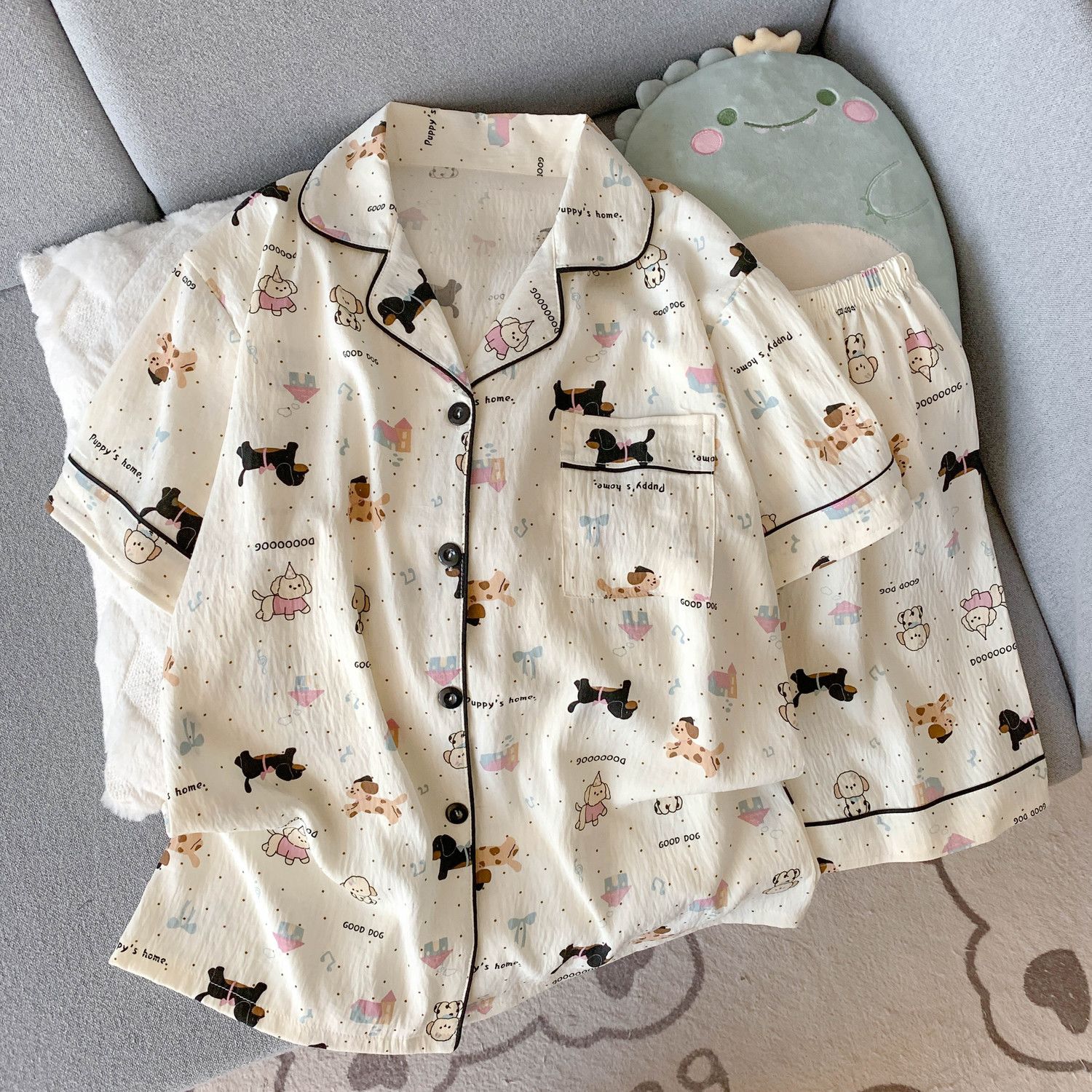 夏パジャマ レディース 薄手スタイル 子犬柄 半袖ショーツ 甘くて可愛い 夏は外でも着られる ホームウェアセット 2点セット