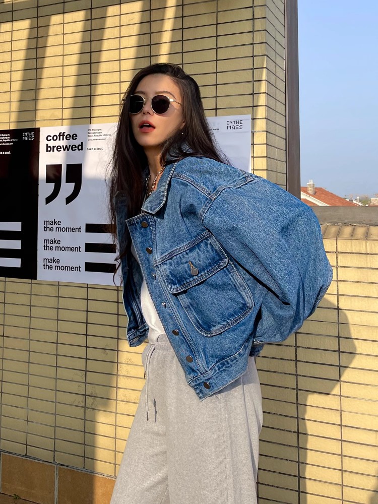 女性用ブルーレトロデニムジャケット、韓国スタイルデザイン、マルチポケットルーズフィットデニムショートジャケット