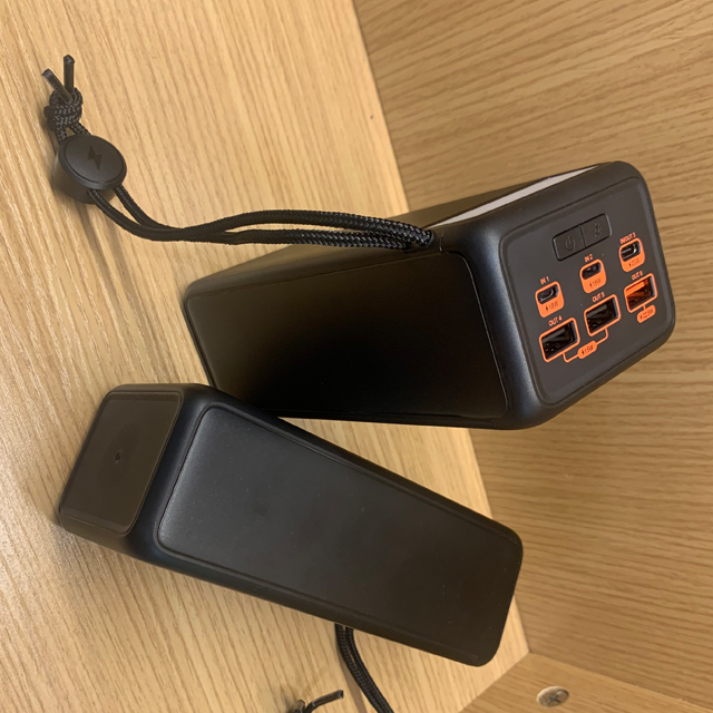 50000mAh 大容量パワーバンク、最大 22.5W PD 3.0 高速充電ポータブル USB C バッテリーパック、4 つの出力付き&3つの入力&液晶D