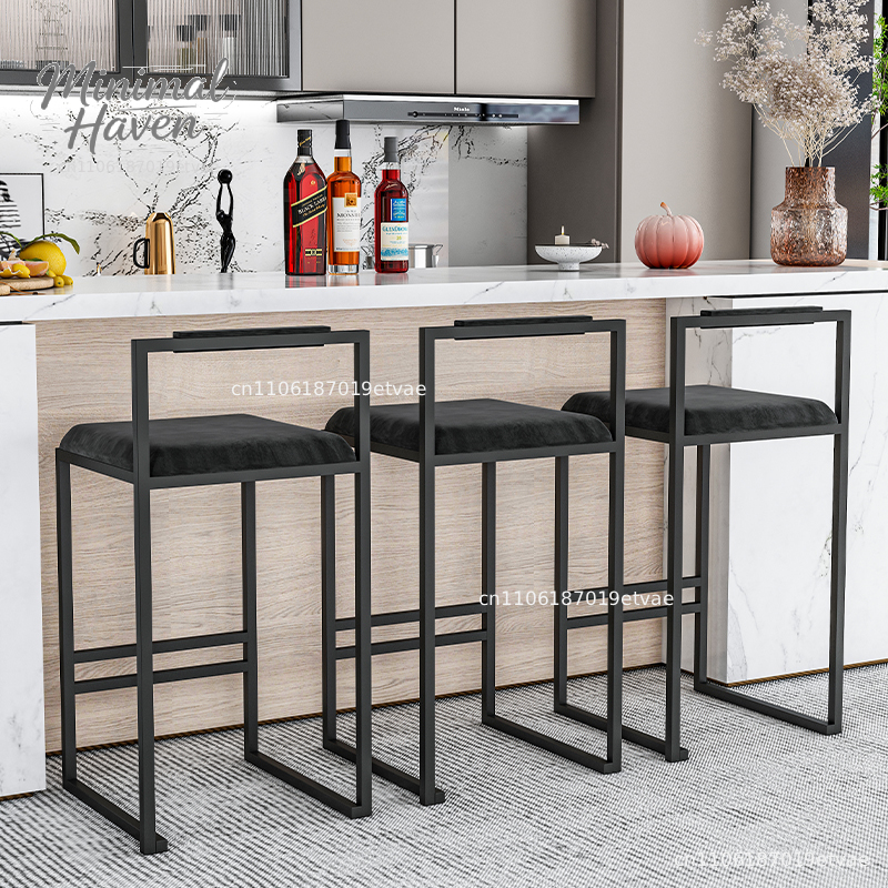 北欧ベルベット黒バーチェアキッチン家具鉄高バースツール北欧高級バーシートカウンタースツールモダンな家具