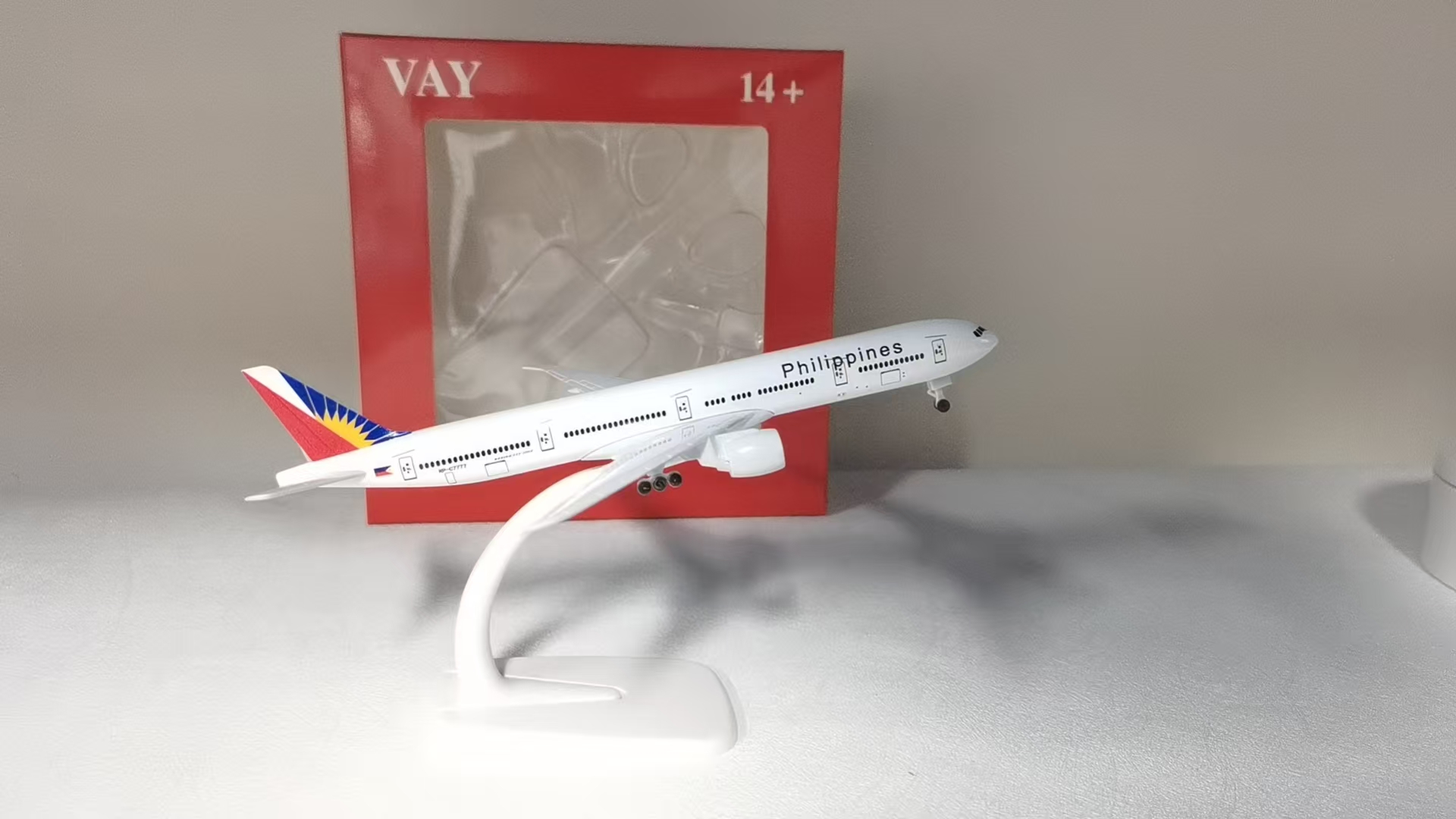20 センチメートル航空機モデル B777 金属レプリカダイキャスト飛行機 B777 フィリピン航空 w 着陸装置飛行機子供のおもちゃ
