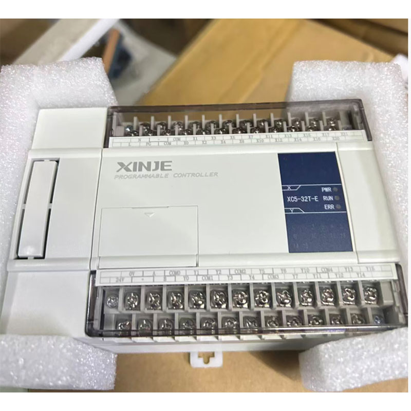 XC5-32T-E PLC xinje サーボモーターおよびステッピングモーターを制御するためのプログラマブルコントローラー