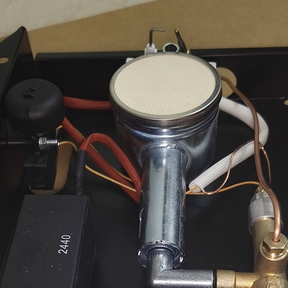 2/8 個バーナーハニカムシートパティオヒーター 3 ボルト穴正方形パティオヒーターバーナーモジュール交換部品省エネ