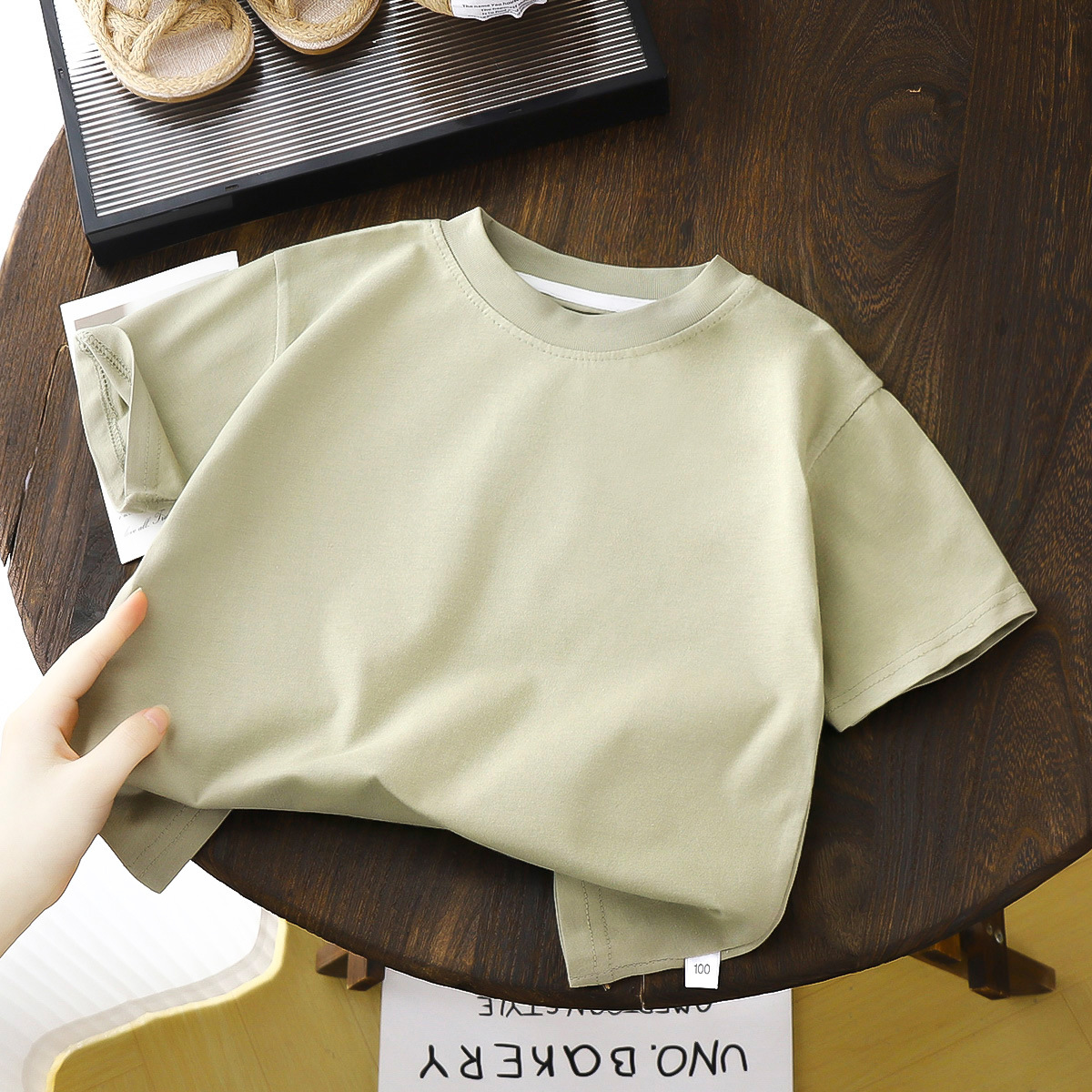 綿幼児キッズベビー男の子と女の子ルーズカジュアル Tシャツ無地ユニセックス夏トップドロップ 1-8T ショルダー半袖