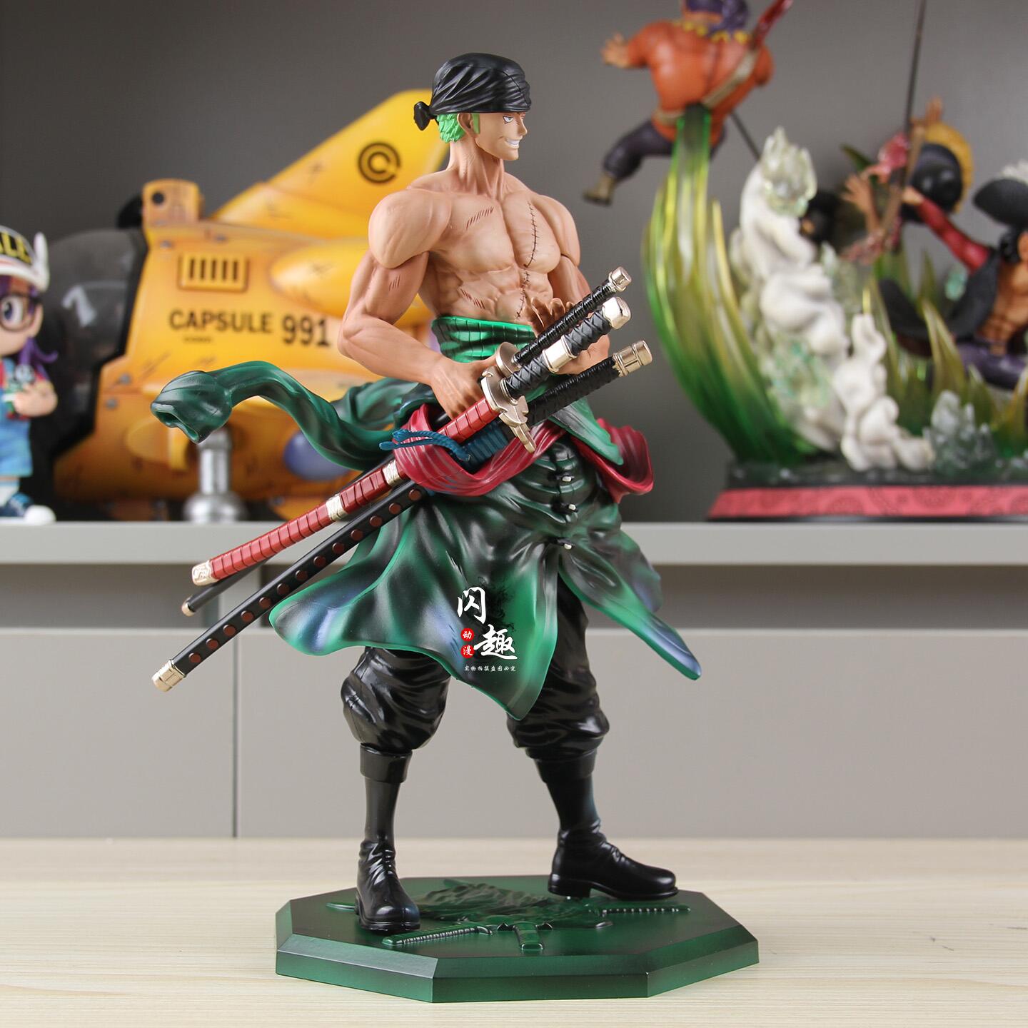26 センチメートルアニメゴールデンマウンテンゾロ描画剣フィギュア模型玩具 Pvc 静的像アクションフィギュアデスクトップコレクション装​​飾品