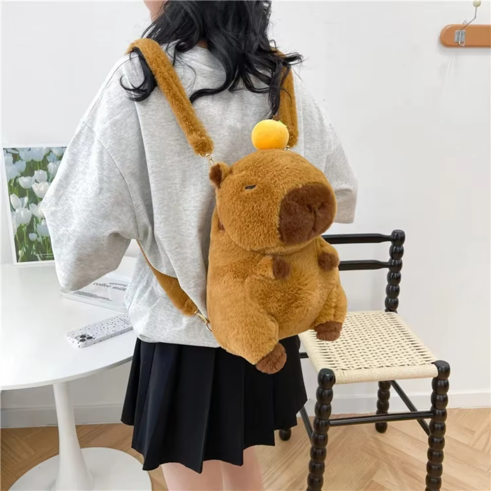 かわいいソフトぬいぐるみカピバラバックパックガールファッショナブルなクロスボディバッグ女性のためのかわいいショルダーバッグ子供のためのギフトガールフレンド