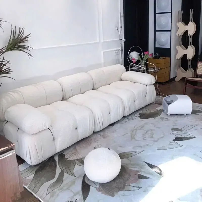 モダンなミニマリスト白いソファ高級怠惰な北欧モジュールリビングルームのソファ断面快適ディヴァーニ・ソッジョルノ家庭用家具