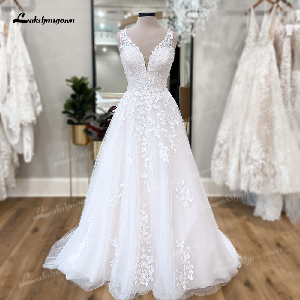 Lakshmigown V ネック花柄レースブライダルビーチウェディングドレスカスタマイズされた Abiti da Sposa サマービーチ A ラインのウェディングドレス