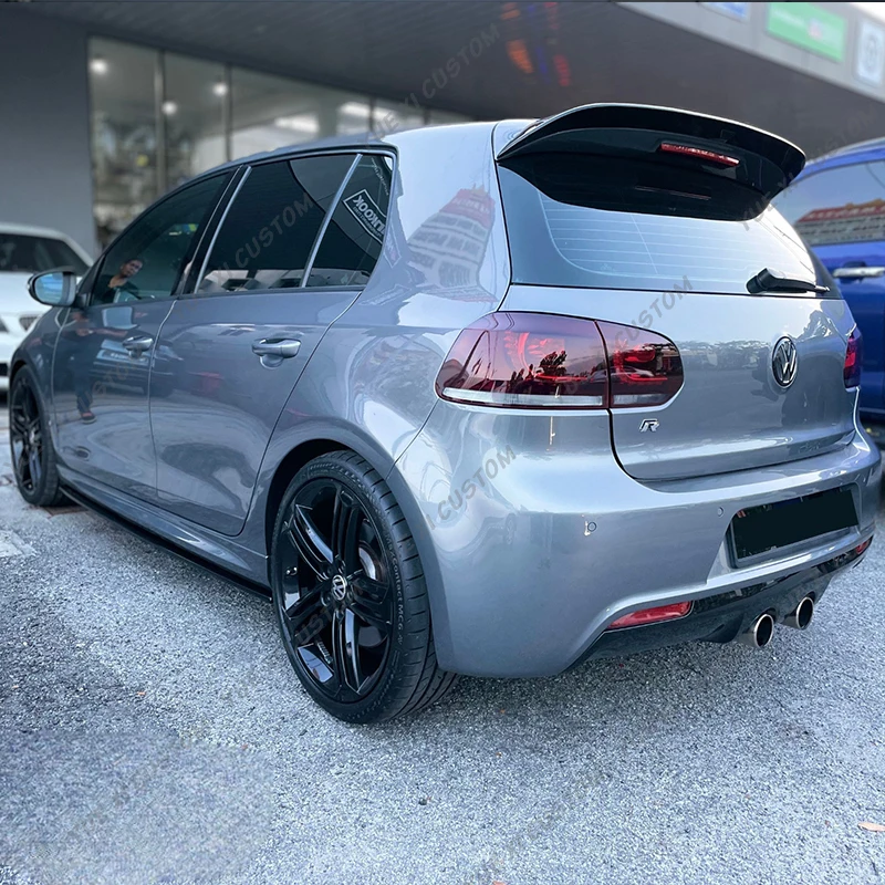 Vw ゴルフ Mk6 GTI ゴルフ 6R ゴルフ Mk6 R20 2010-2013 RZ スタイル車のリアスポイラーキャップ Mk6 Gti 車のリアトランクブーツルーフリップスポイラー
